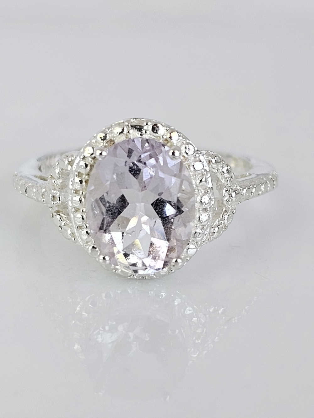 Genuine Kunzite Ring In Beaded Sterling Silver Setting Platinum Finish Size 7!